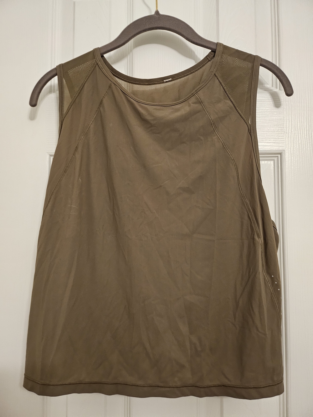 Lululemon Women's Athletic Tank Top - Brown. Med.